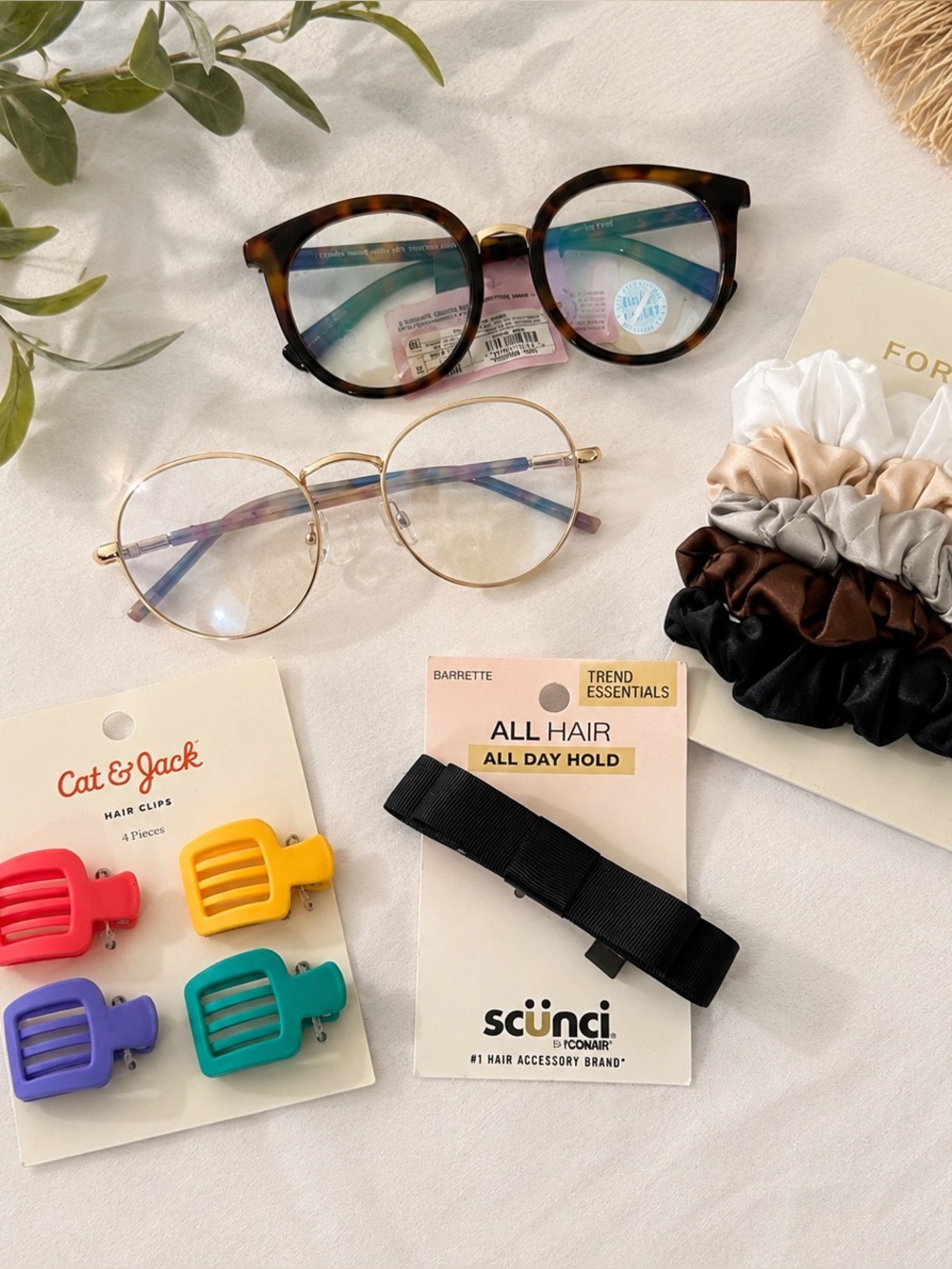 Fashion Accessories Bundle Glasses Hair Clips Scrunchies Barrette NWT